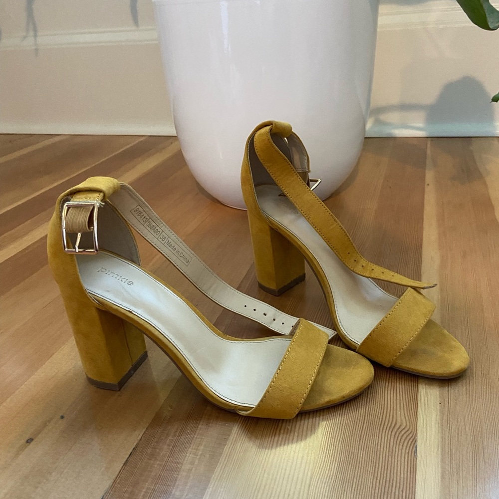 Faux suede heeled sandals sz 8